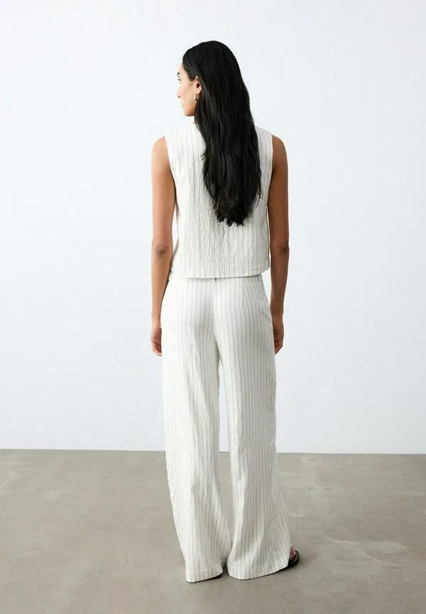 Подростковые брюки кремового цвета Mango Kids, Off-White — фото 2