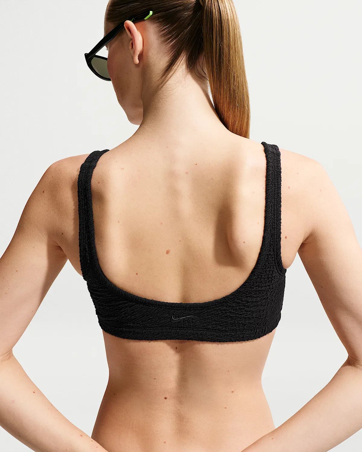Женский бикини-топ Nike Swim Shoreline Texture Bralette, Black — фото 2