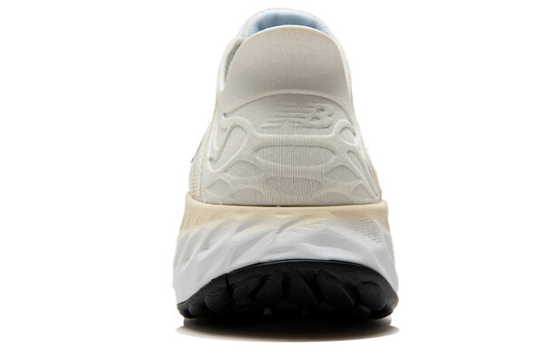 Кроссовки naked x fresh foam 1080v11 New Balance, бежевый — фото 3