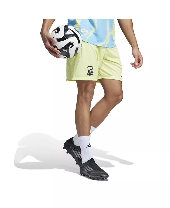 Мужские шорты Philadelphia Union Away 2025 The Voltage Kit Authentic, желтые adidas — фото 4