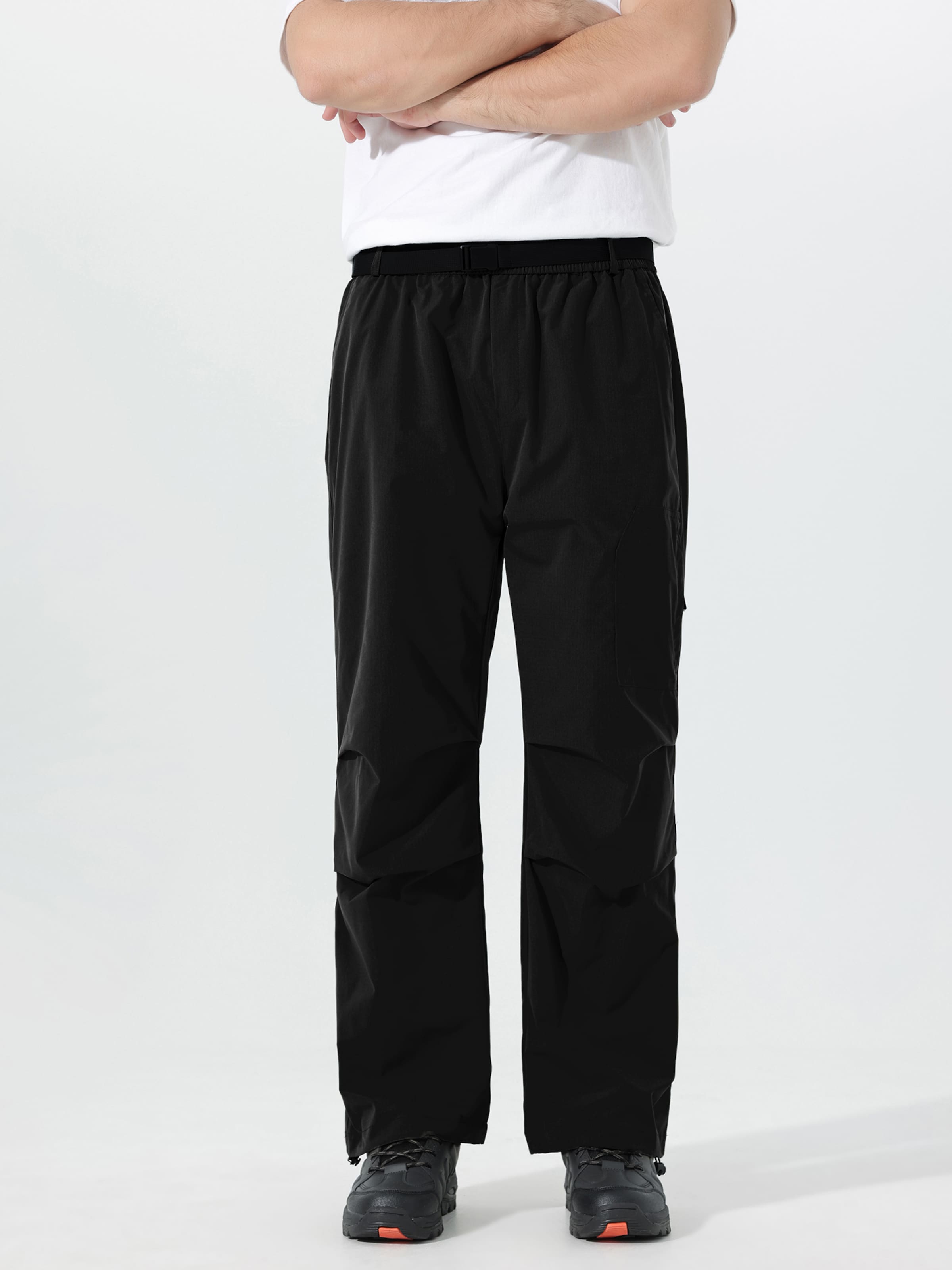 

Youthup Широкие карго-штаны в черном цвете