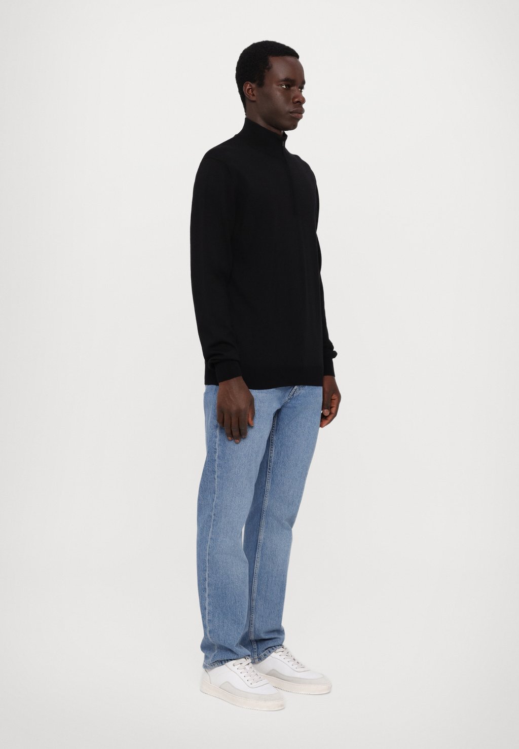 

Джемпер KIYAN LIGHT QUARTER ZIP J.LINDEBERG, черный