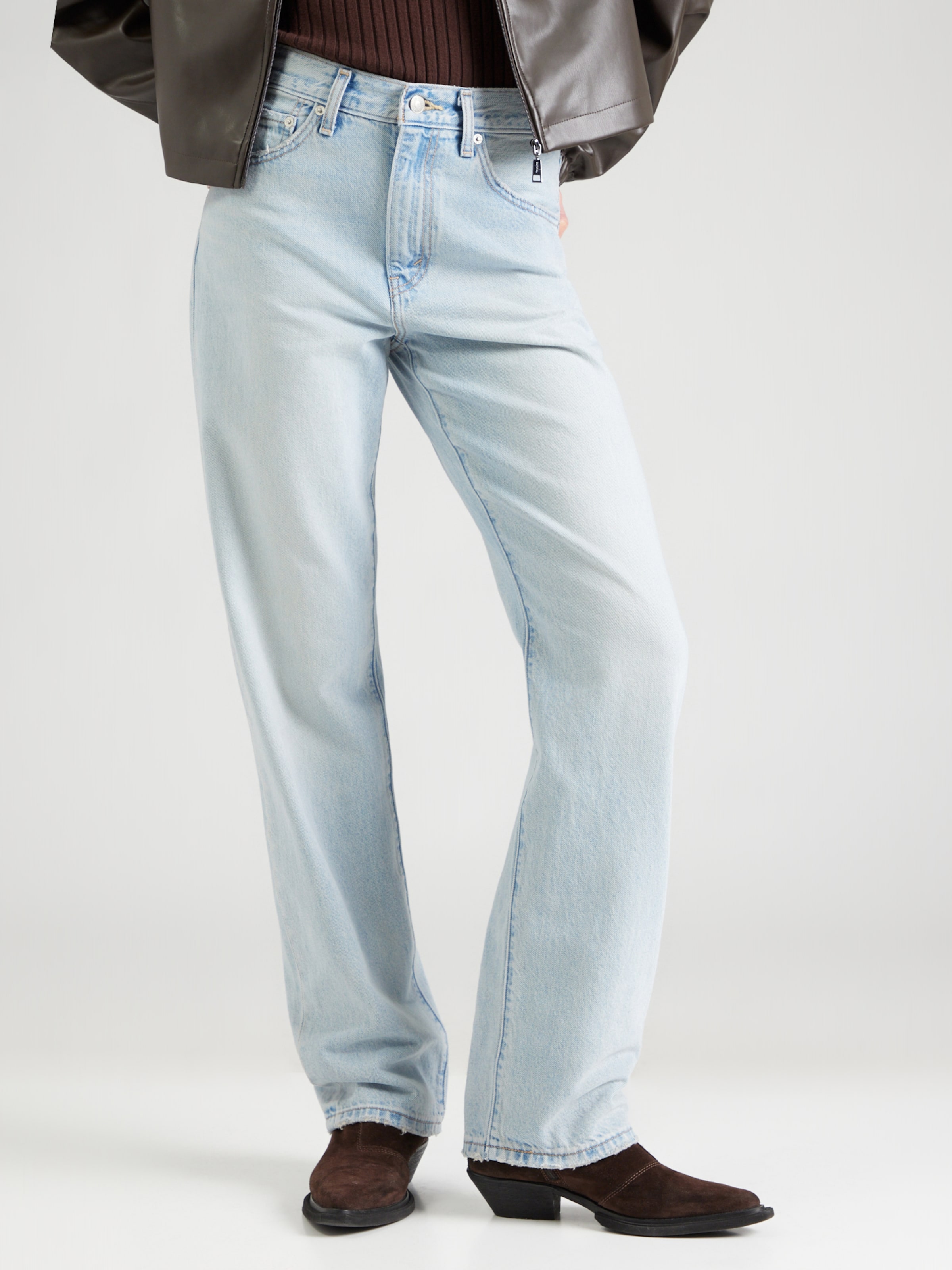 LEVI'S  Джинсы Regular 'Easy Dad Jeans' в светло-голубом цвете — фото 3
