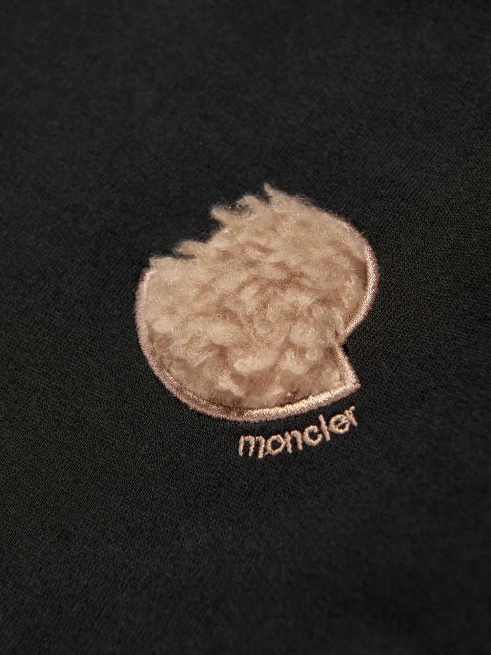 Плиссированное платье с нашивкой-логотипом Moncler Enfant, черный — фото 4