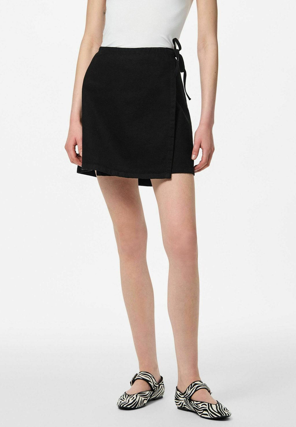 

Джинсовая юбка A-line skirt Pieces, цвет Black Denim