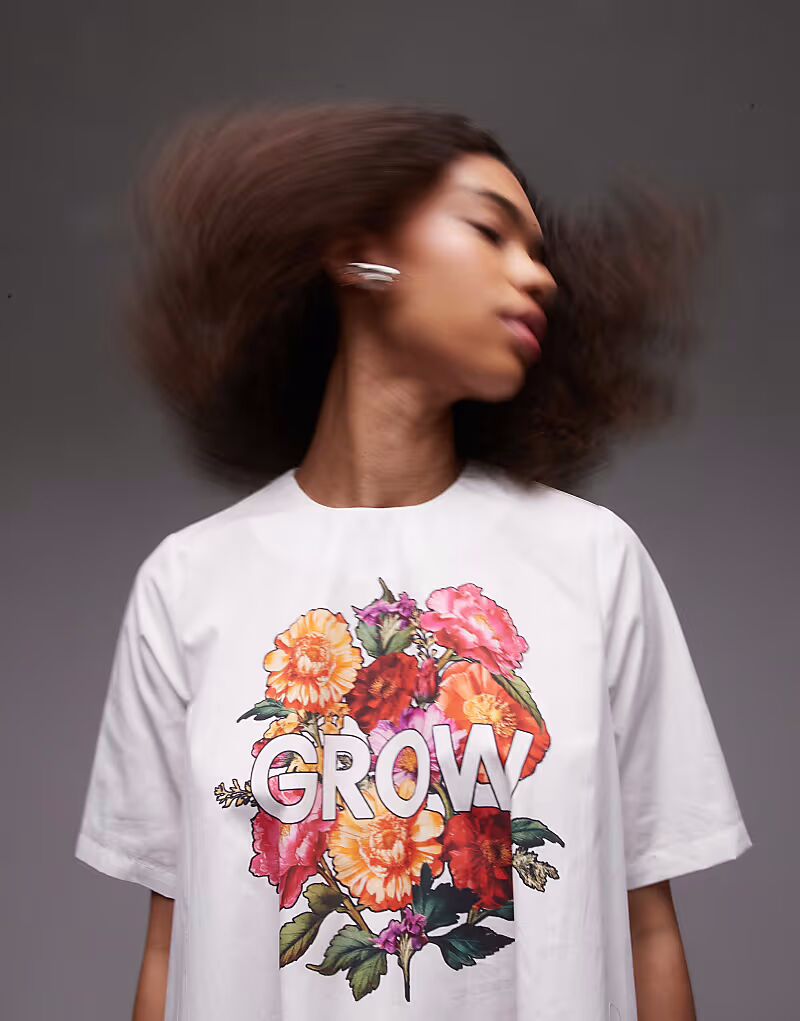 

Футболка ASOS DESIGN с трапециевидным принтом белого цвета