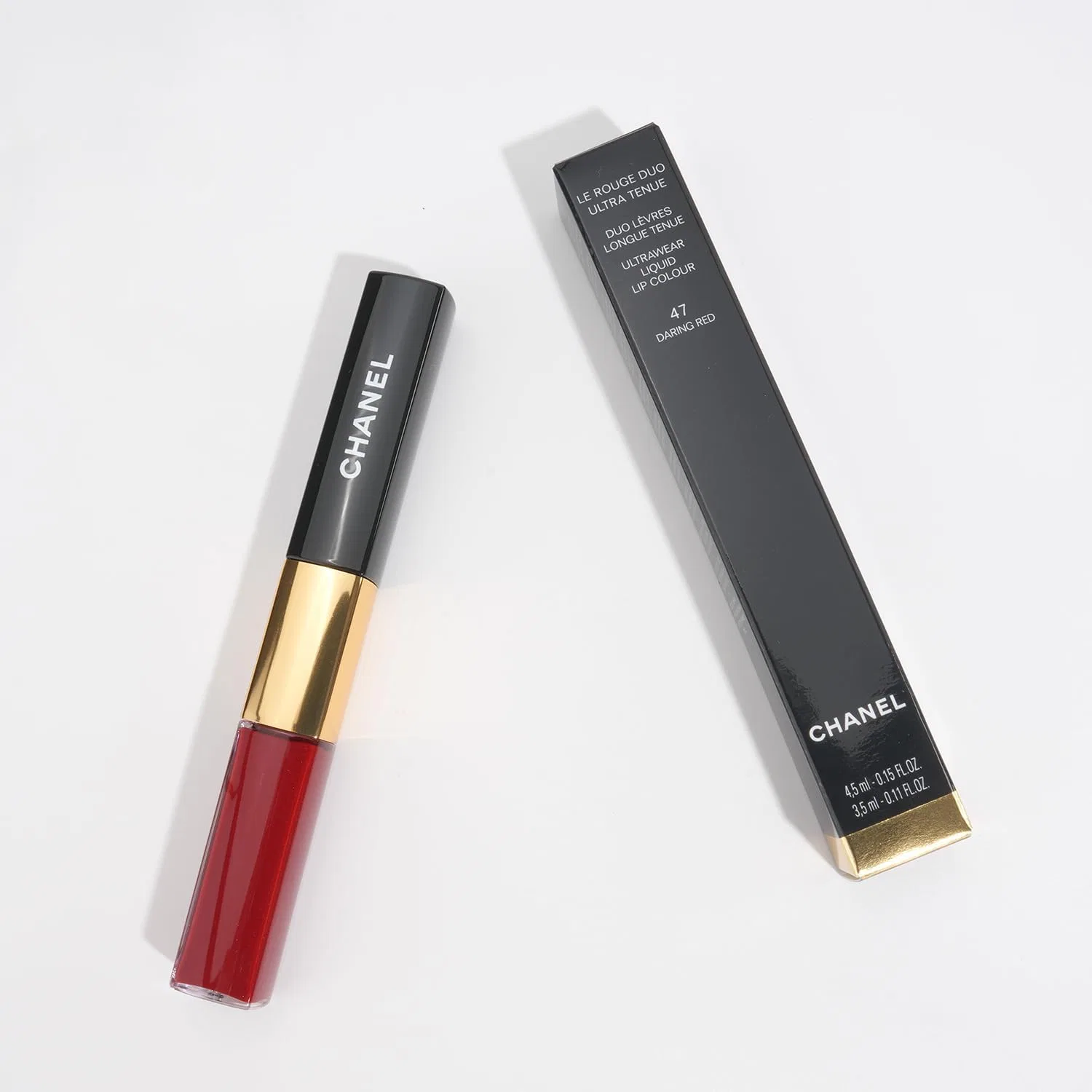 Помада-блеск для губ 2-в-1 Chanel Le Rouge Duo Ultra Tunu, оттенок Darling Red, 4.5 мл — фото 2