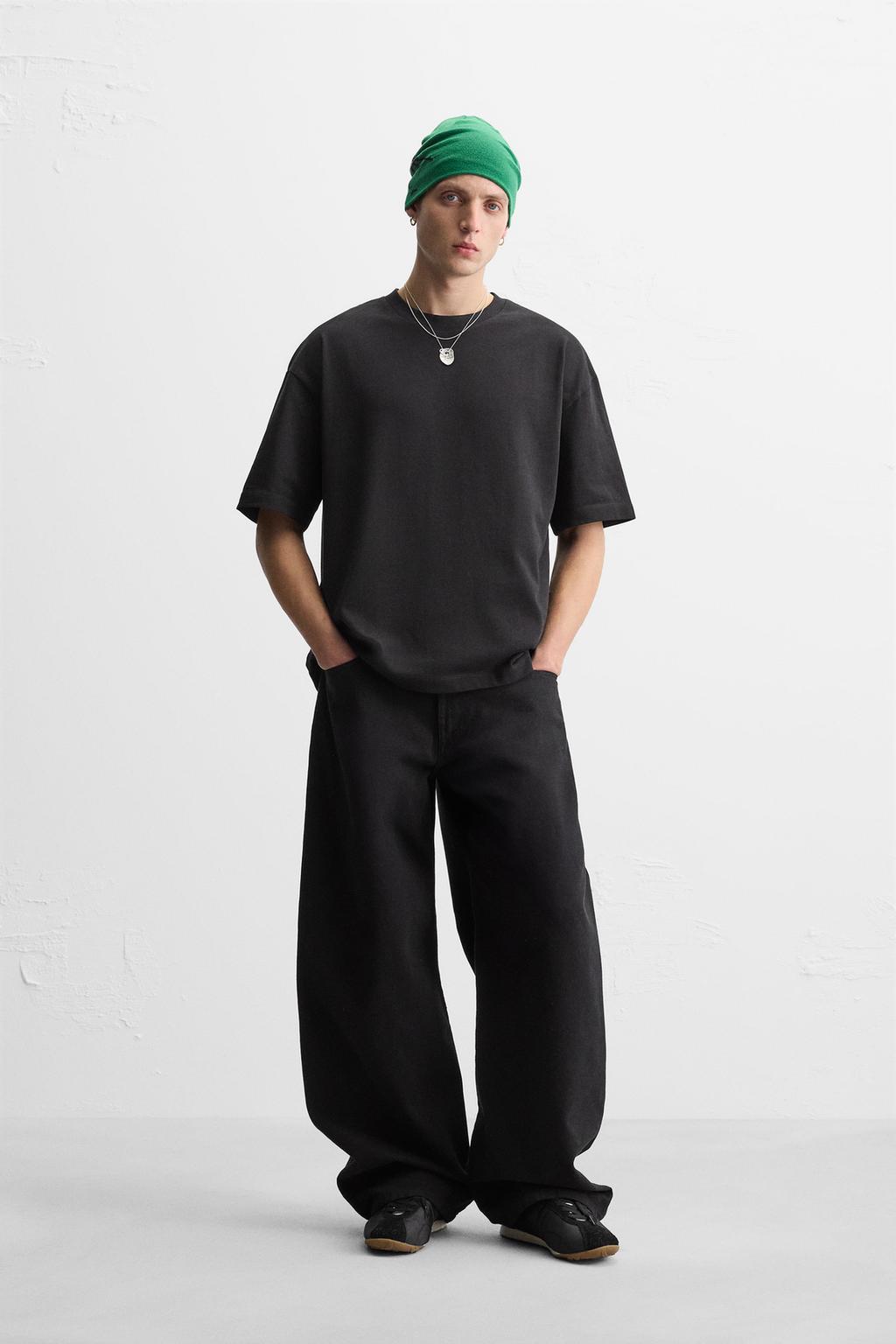 

Базовая тяжелая футболка ZARA, черный