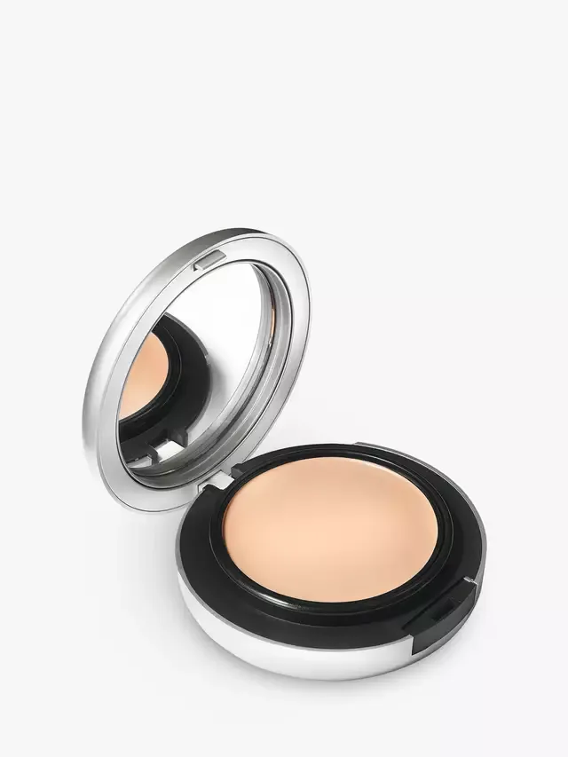 Тональная основа Studio Fix Tech Cream-To-Powder MAC, Nc10