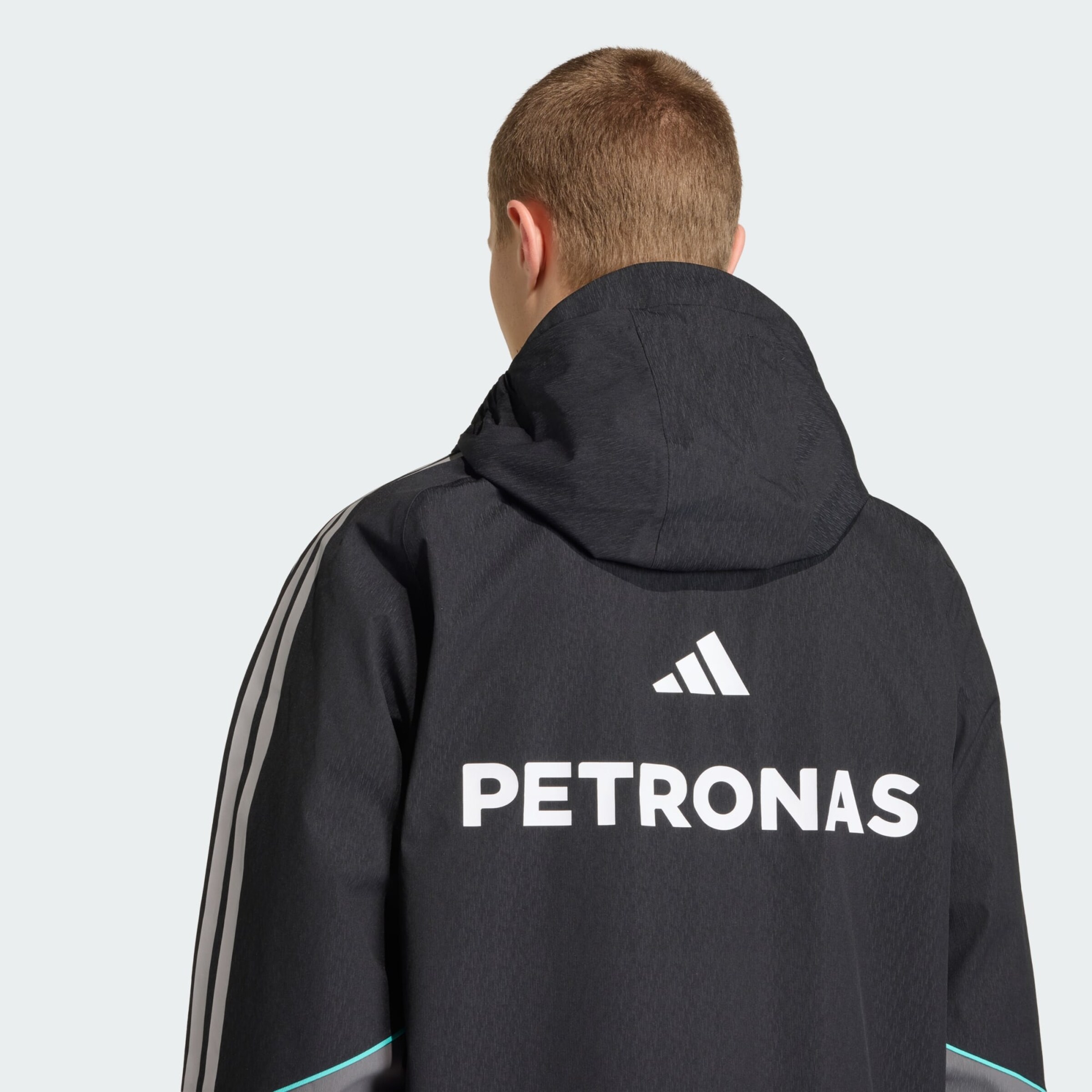 Adidas Performance Куртка Performance 'Mercedes-AMG Petronas Formel 1 Team Mechanics' в черном цвете — фото 4