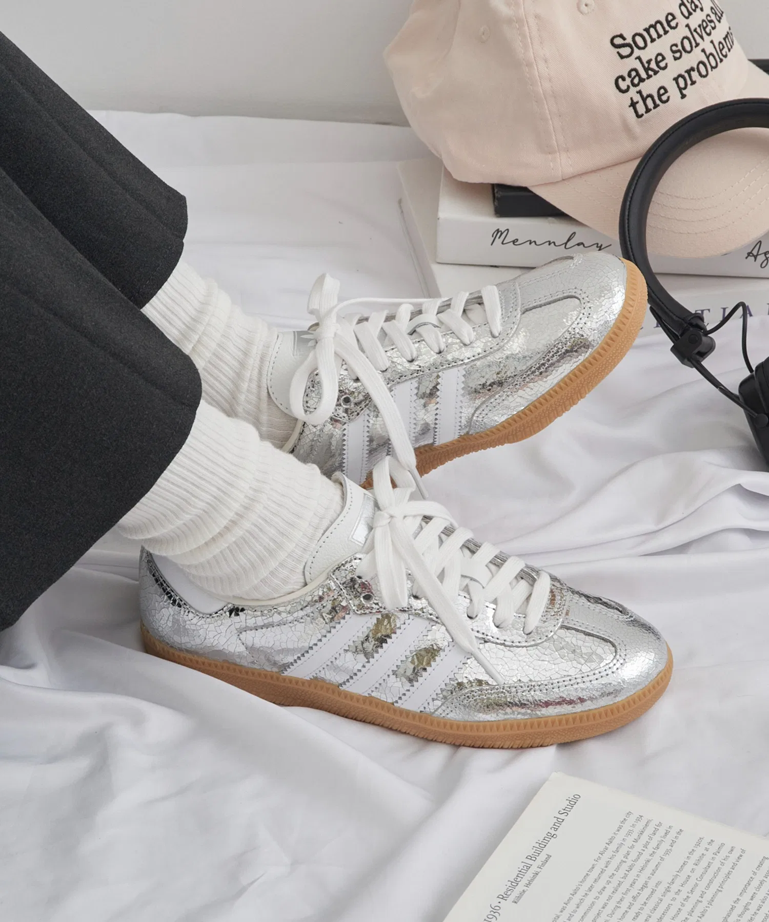 Кроссовки adidas SAMBA OG серебристые