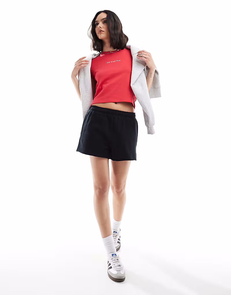 

Классические мини-шорты из флиса Cotton On черного цвета Cotton:On