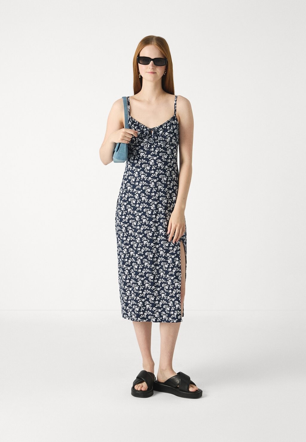 

Летнее платье Bare Knit Hollister Co., темно-синий