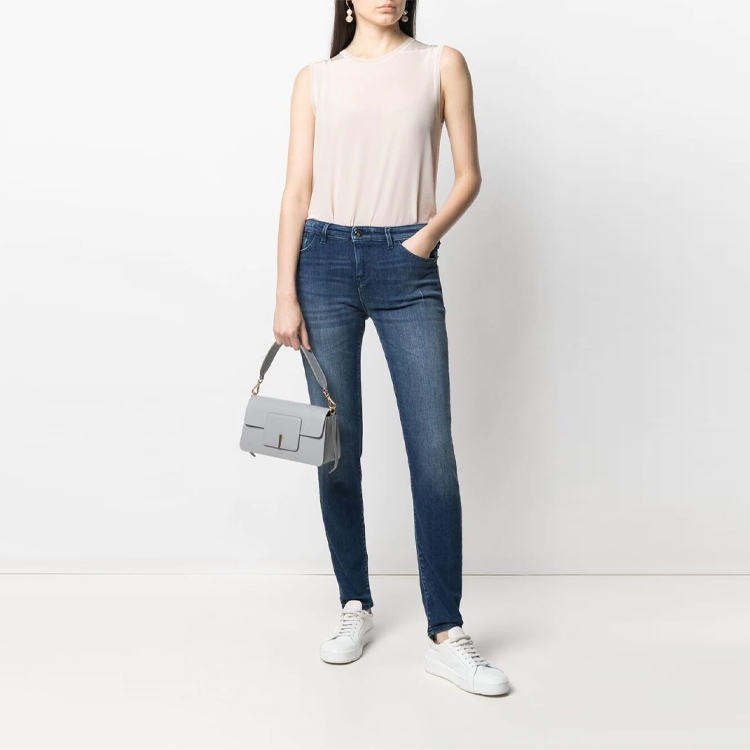 EMPORIO ARMANI Джинсы Women's Blue Moderate Slim Fit — фото 4
