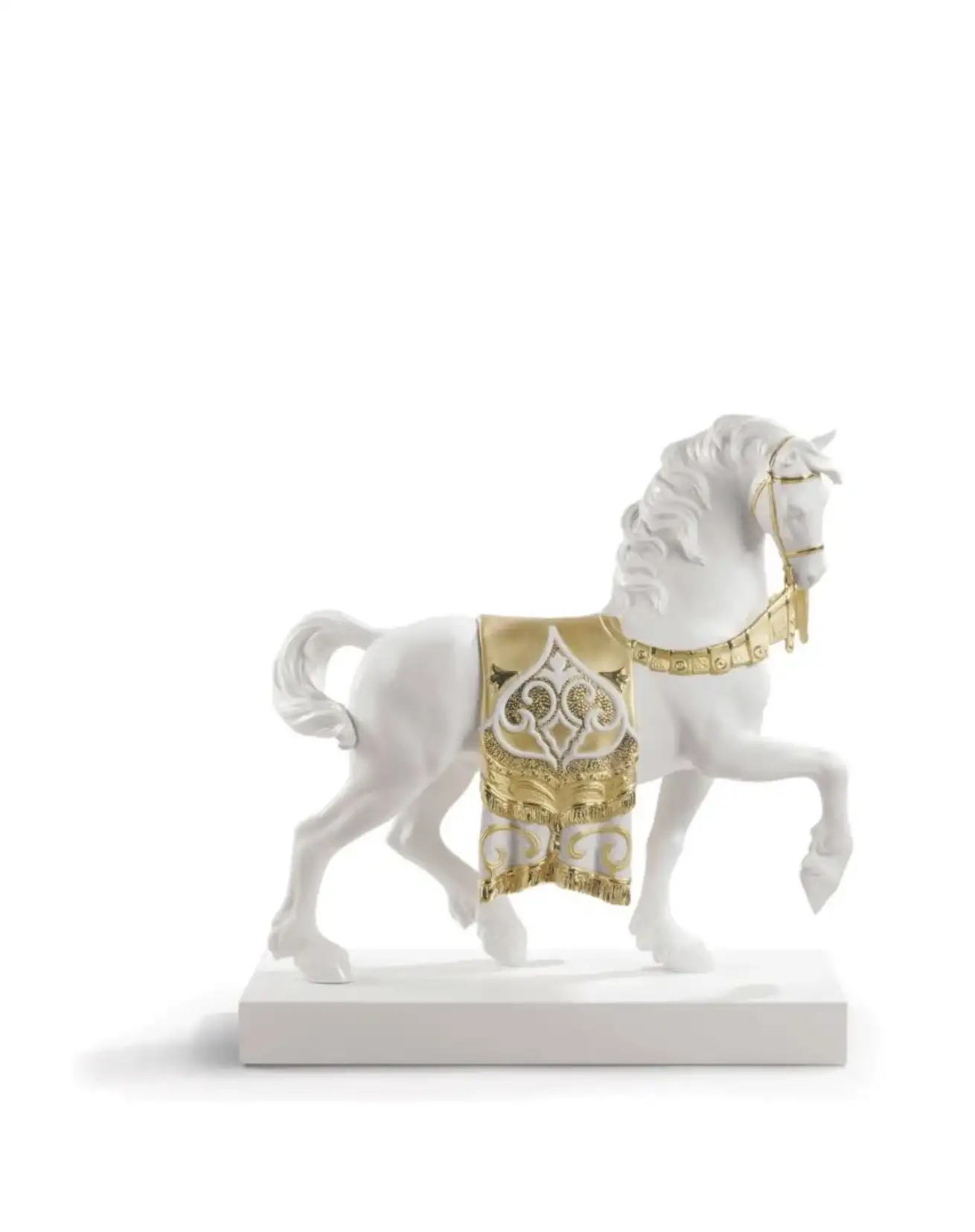 

Статуэтка царственного коня Lladro