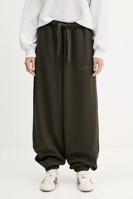 

Хлопковые спортивные брюки Essentials Adidas Originals, зеленый