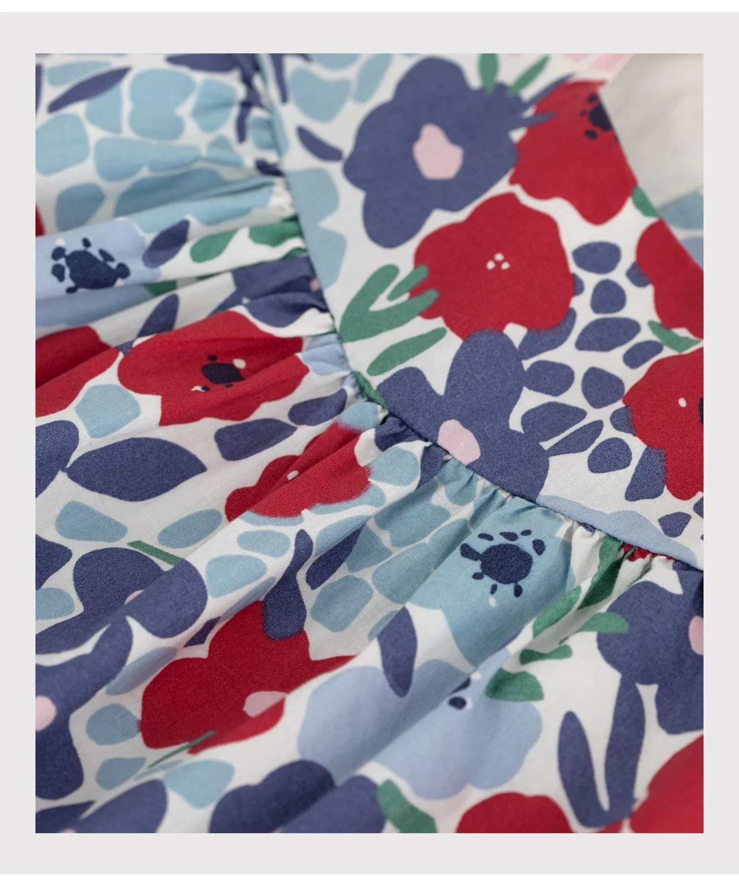 Детская футболка с цветочным принтом PETIT BATEAU белая — фото 3
