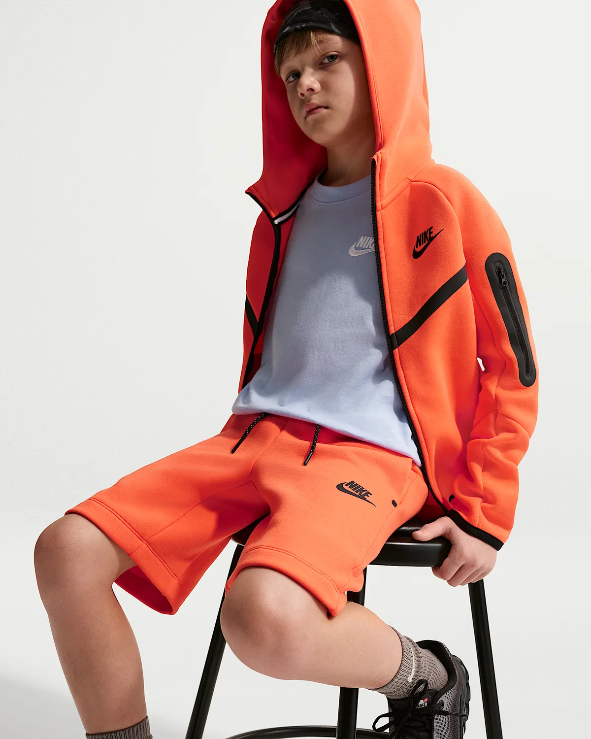 Детские шорты Nike Sportswear Tech Fleece для мальчиков, Turf Orange/Black — фото 4