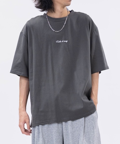 

Трикотажная футболка свободного кроя, устойчивая к пятнам от пота Naive magic, угольно-серый