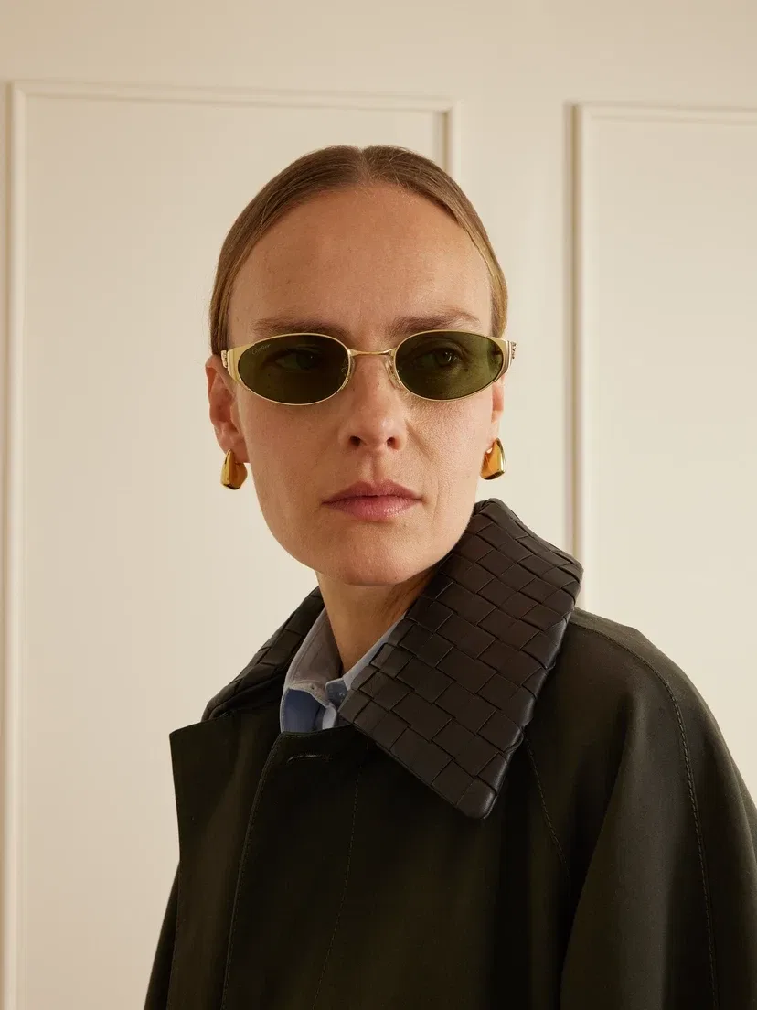 Солнцезащитные очки Panthère de Cartier с золотистой оправой овальной формы Cartier Eyewear, золотой — фото 2