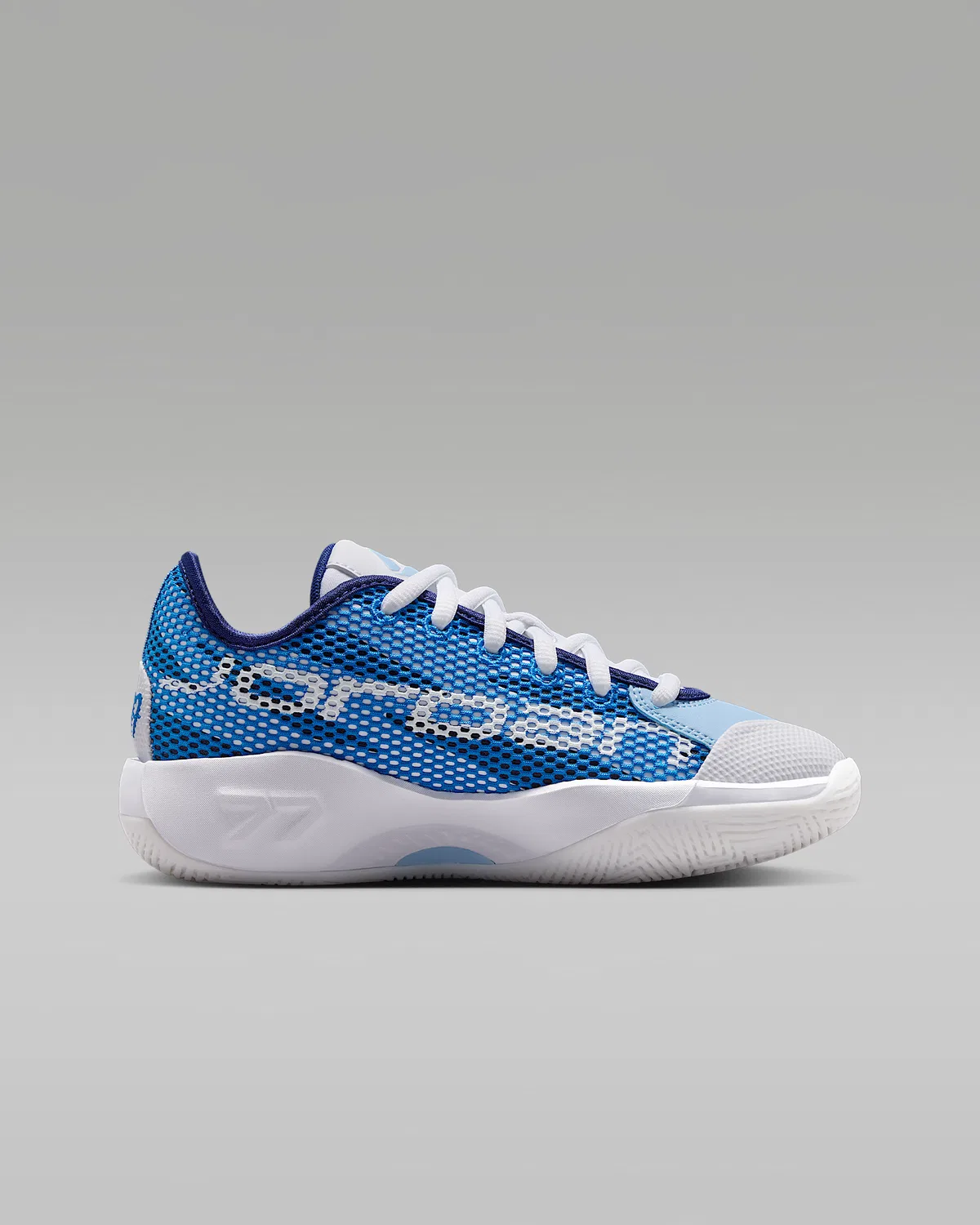 Детские баскетбольные кроссовки Luka 77 "Big Ticket", White/Signal Blue/Deep Royal/Psychic Blue — фото 3