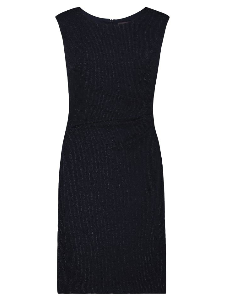 

Короткое платье Vera Mont