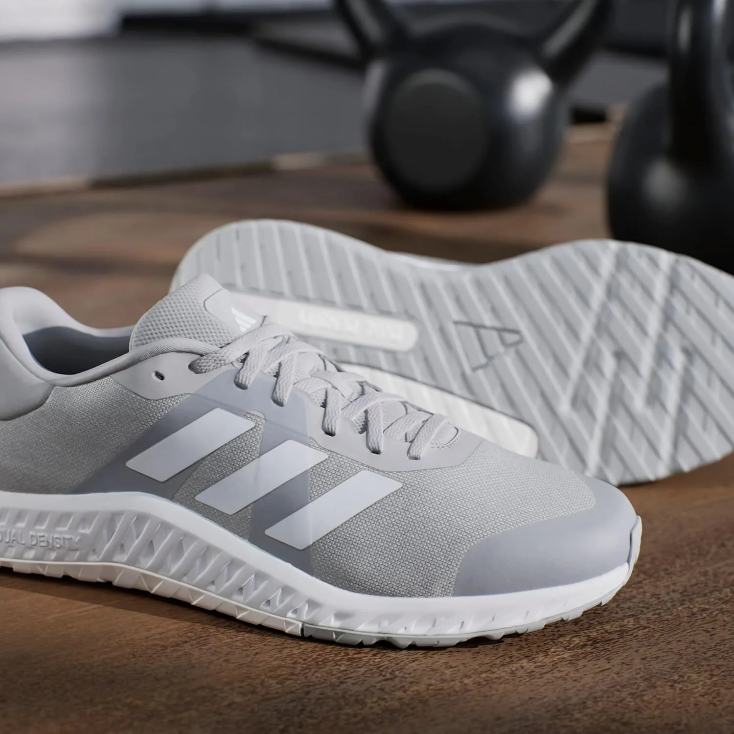 Кроссовки Adidas Everyset унисекс для гимнастики и тренировок, белый/серый — фото 2