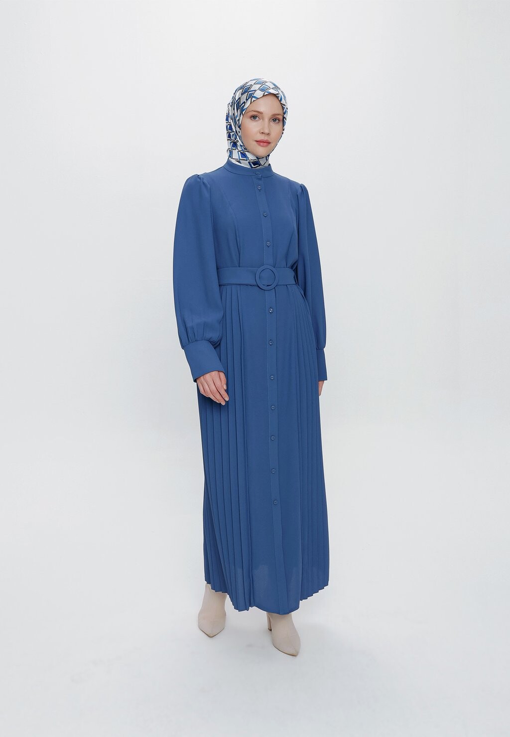 

Платье-рубашка MODEST FRONT ZIPPER CUP DETAILED BELTED COAT Armine, синий