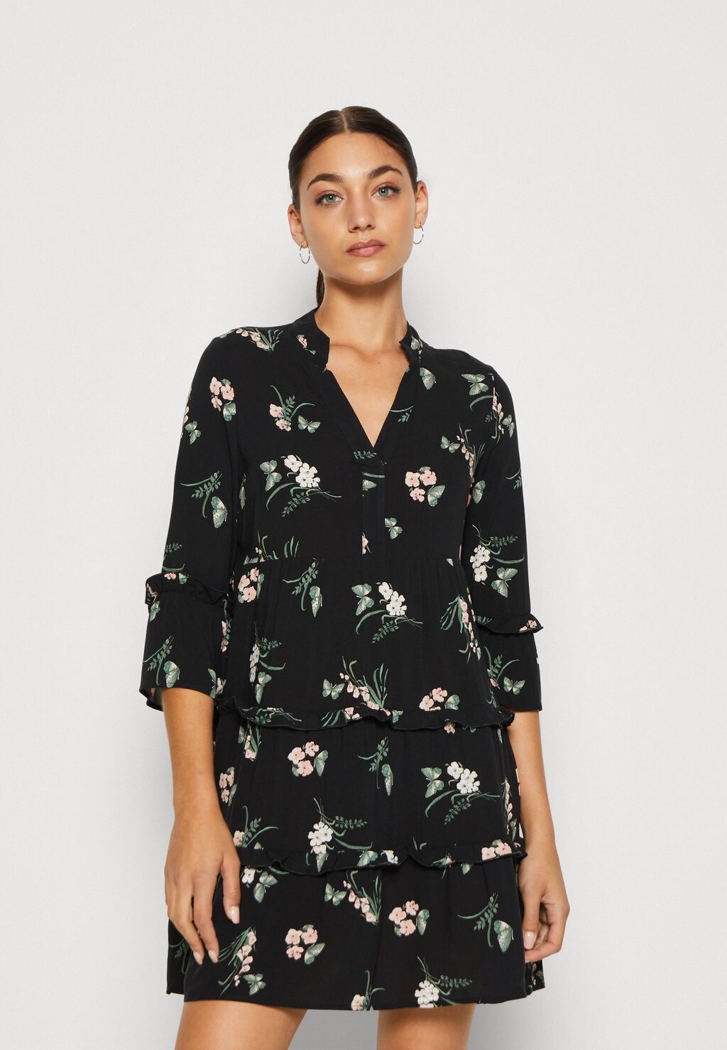 

Дневное платье Vero Moda