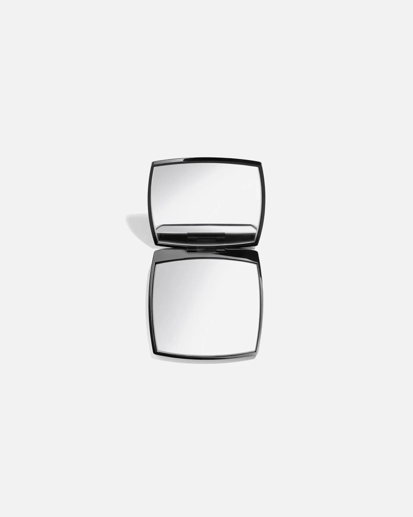 Зеркало косметическое miroir, двухгранное. Chanel, 1 шт