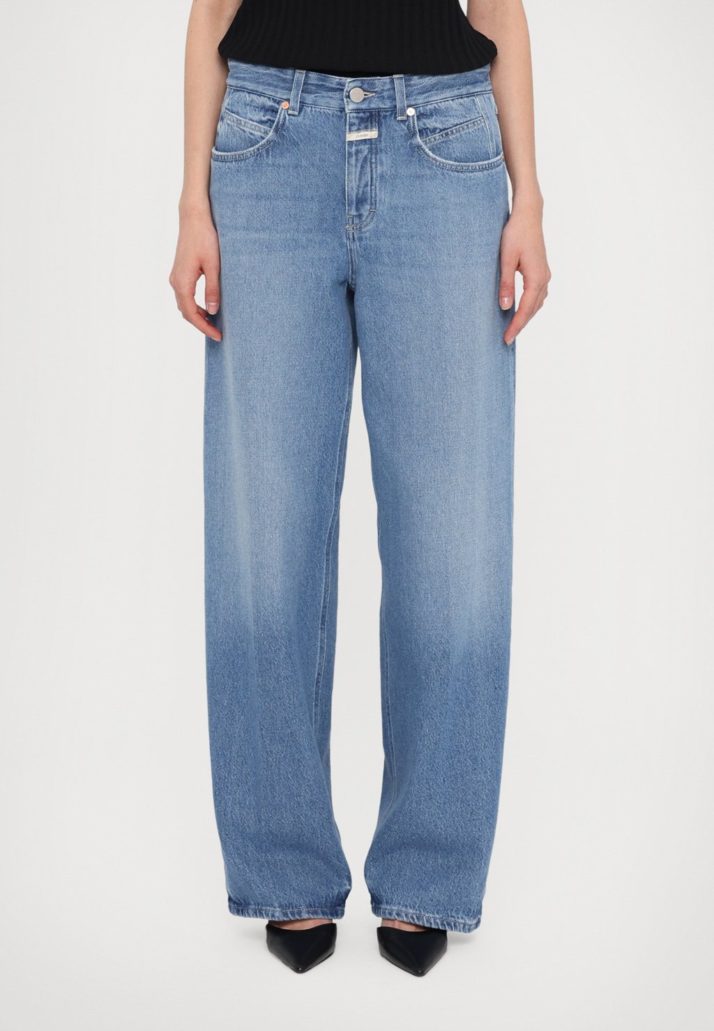 

Джинсы свободного кроя NIKKA CLOSED, светло-голубой