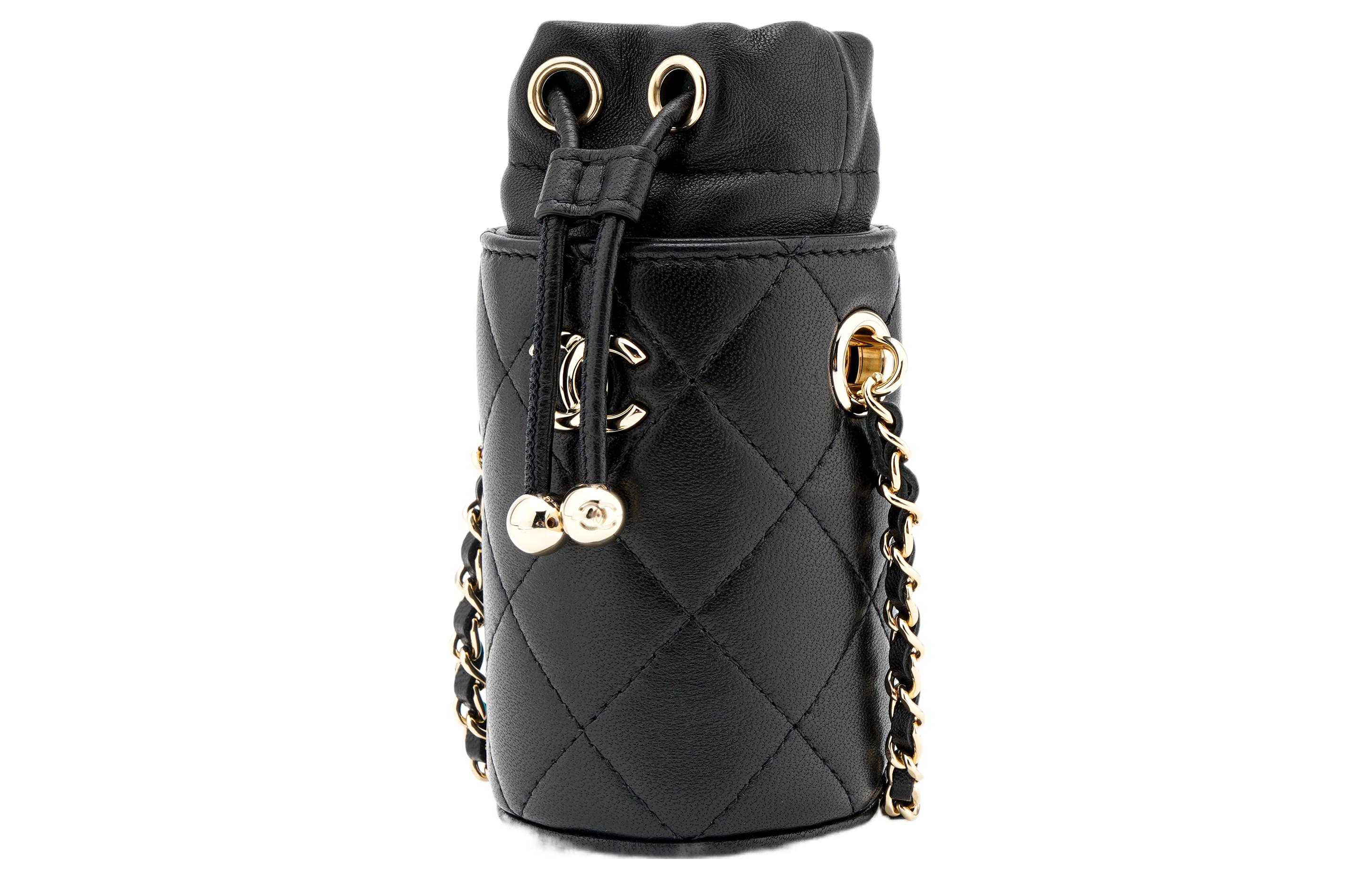 Кожаная сумка-ведро мини на пояс черная CHANEL — фото 3