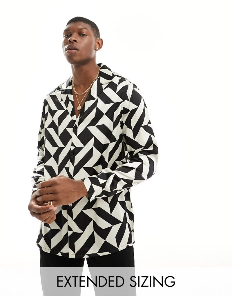 

ASOS DESIGN — непринужденная атласная рубашка с монохромным геометрическим принтом в стиле ретро и широкими лацканами