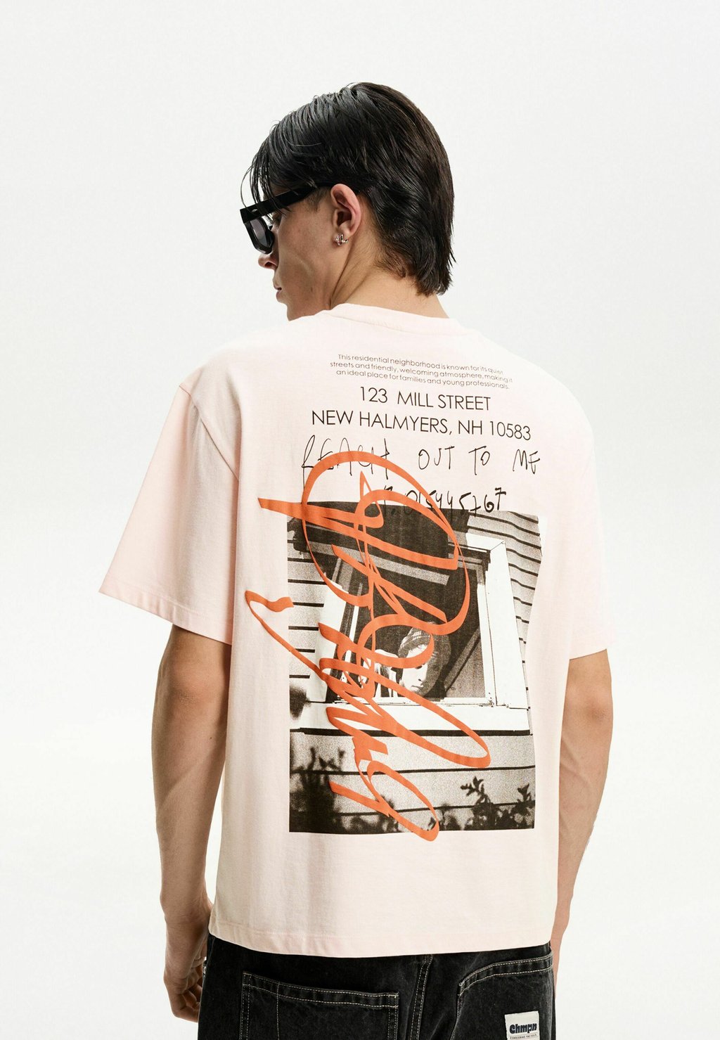

Футболка с принтом SHORT SLEEVE Bershka, светло-розовый