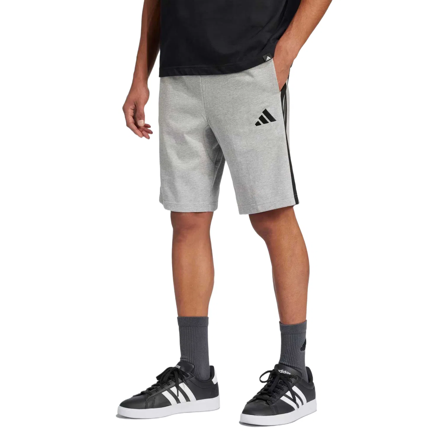 Спортивные шорты Essential для мужчин Adidas, Gray — фото 2