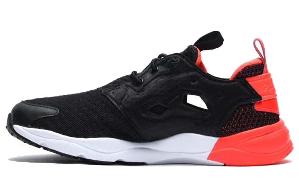 

Женская обувь Reebok Lifestyle