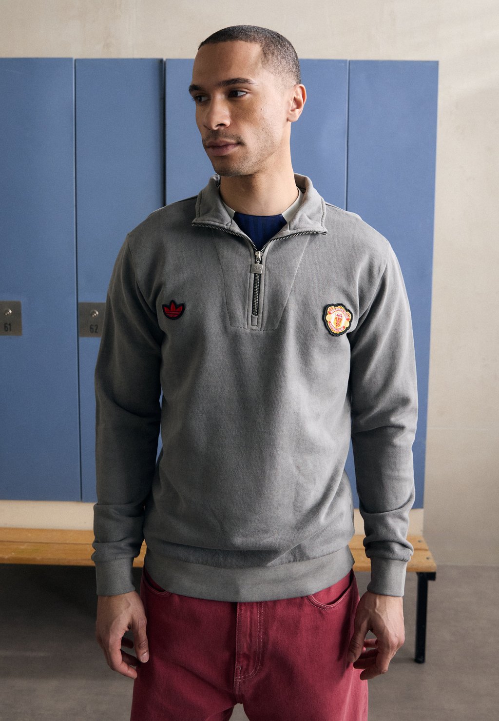 

Толстовка MANCHESTER UNITED ICON HALF ZIP - Club wear Adidas Originals, черный
