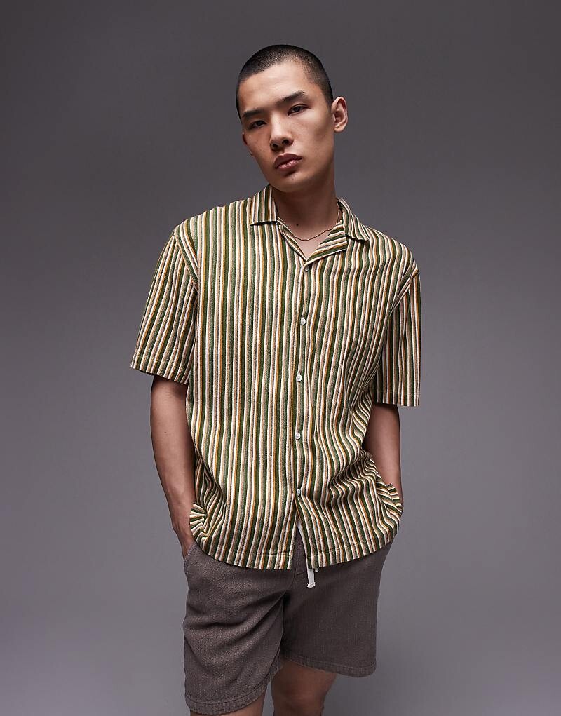 

Topman – рубашка с короткими рукавами в зелено-желтую полоску свободного кроя