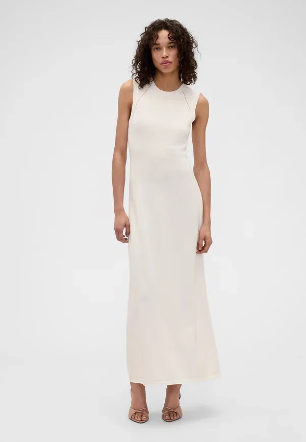 Свитер-макси Victoria Beckham, модель maxi dress Gap, новый цвет офф-вайт