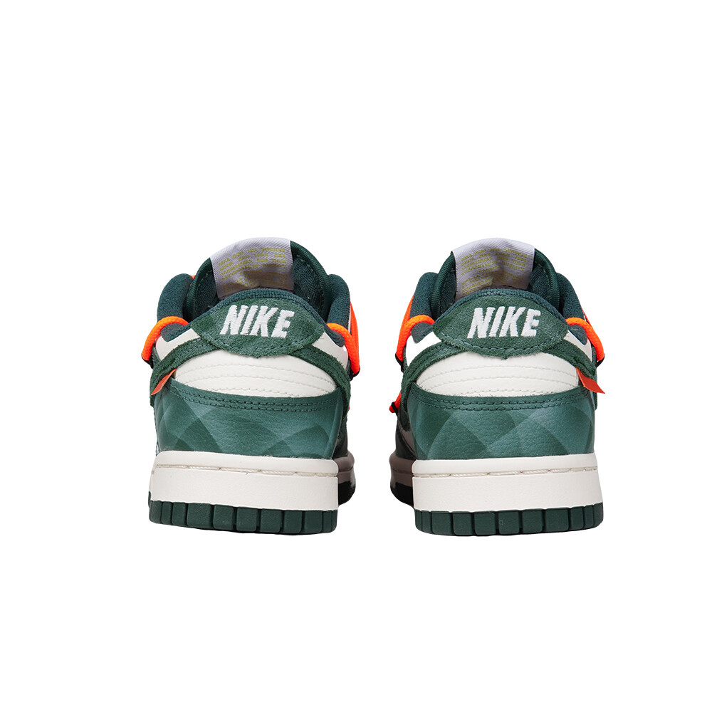 

Кроссовки Nike Dunk Skateboard Shoes Women's Low-Top White Orange