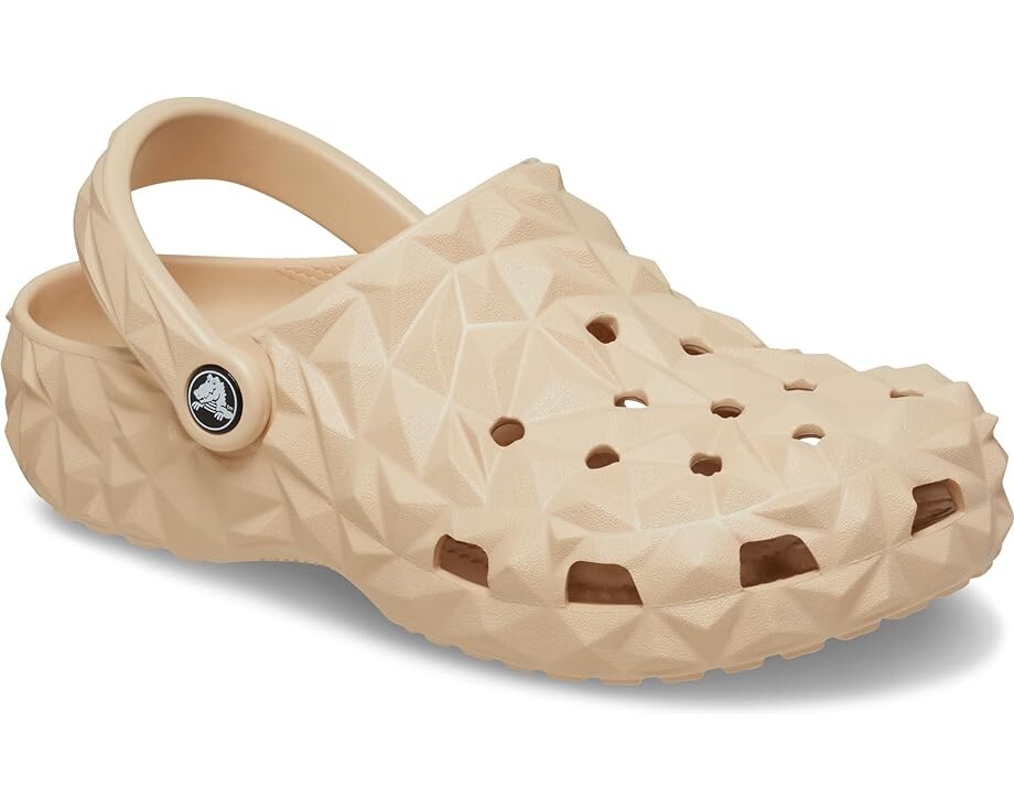 

Сабо Crocs Classic Geometric, цвет Shitake