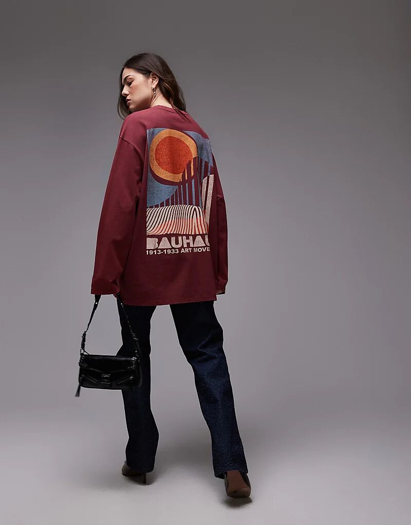 

Футболка с длинными рукавами и графическим принтом Bauhaus в бордовом цвете Topshop