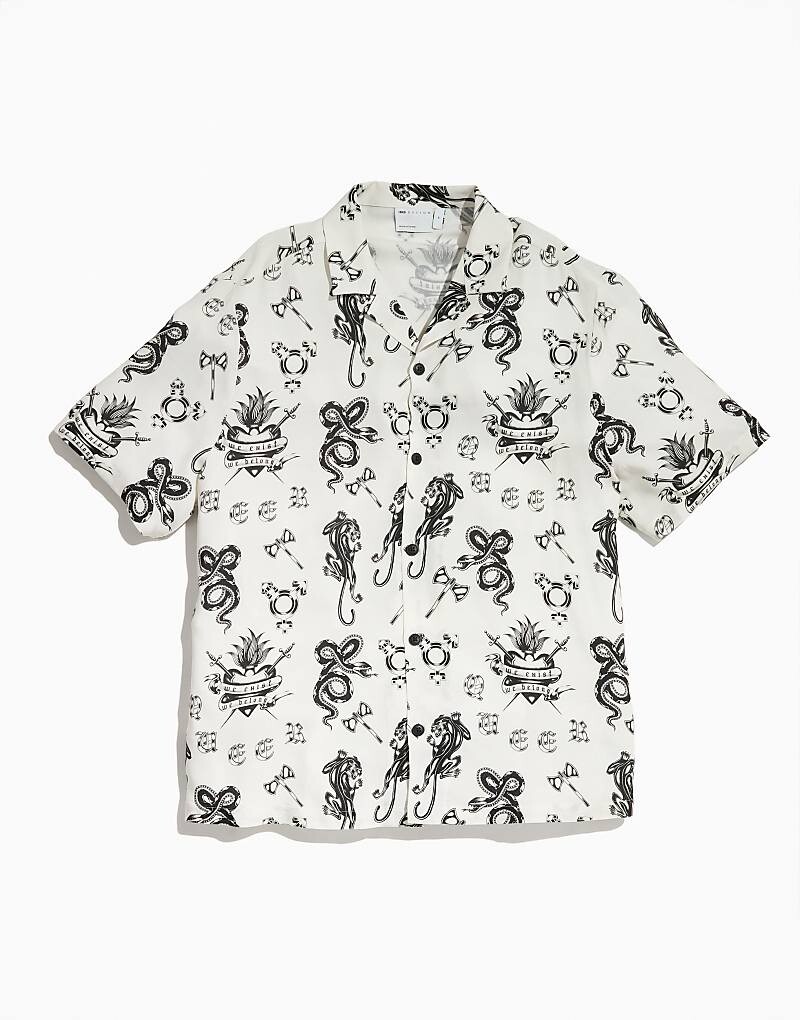 

ASOS DESIGN – PRIDE – Повседневная белая рубашка унисекс с короткими рукавами, воротником с лацканами и принтом