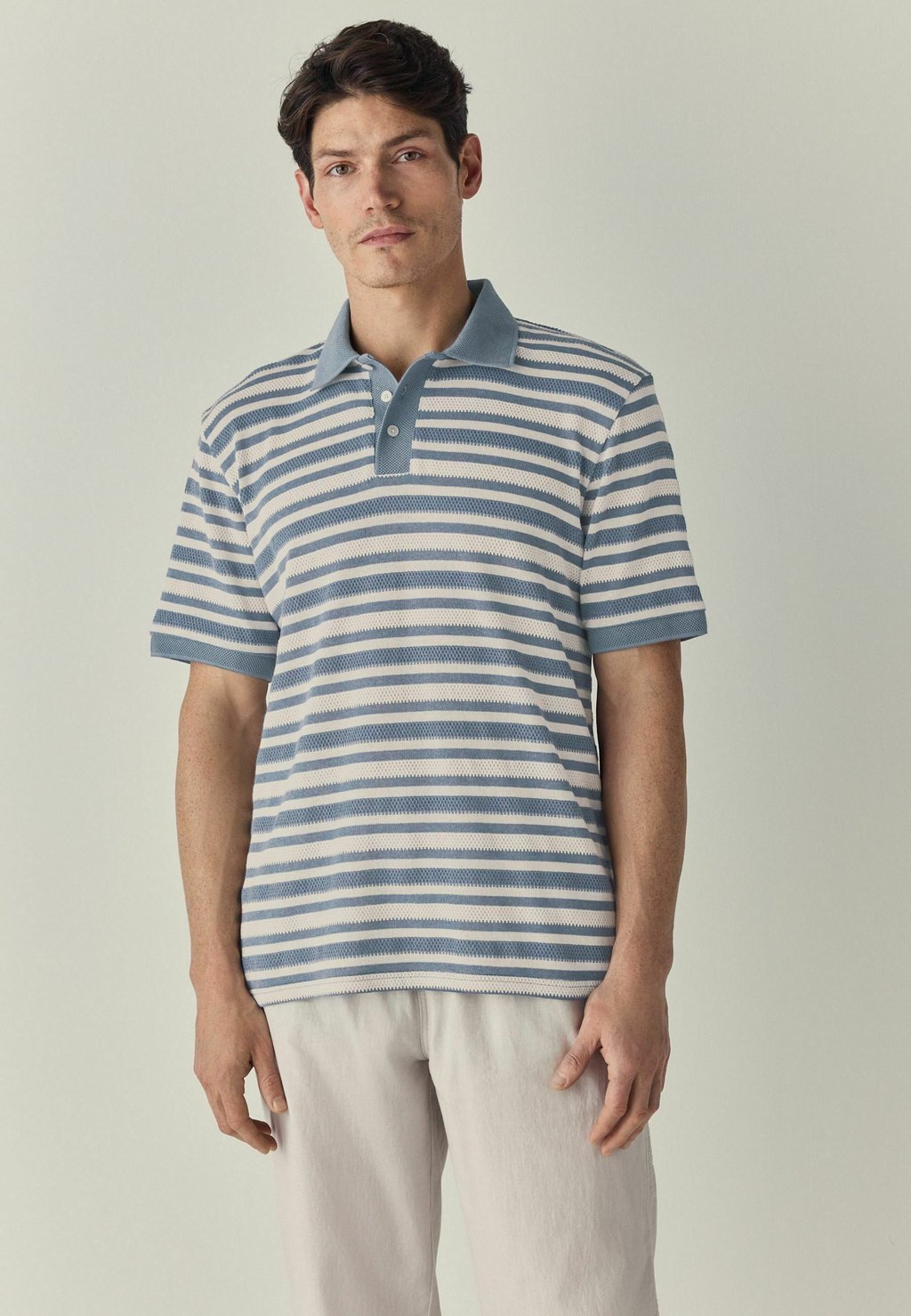 

Рубашка поло REGULAR FIT - TEXTURED STRIPE BUTTON NECK Next, сине-серый