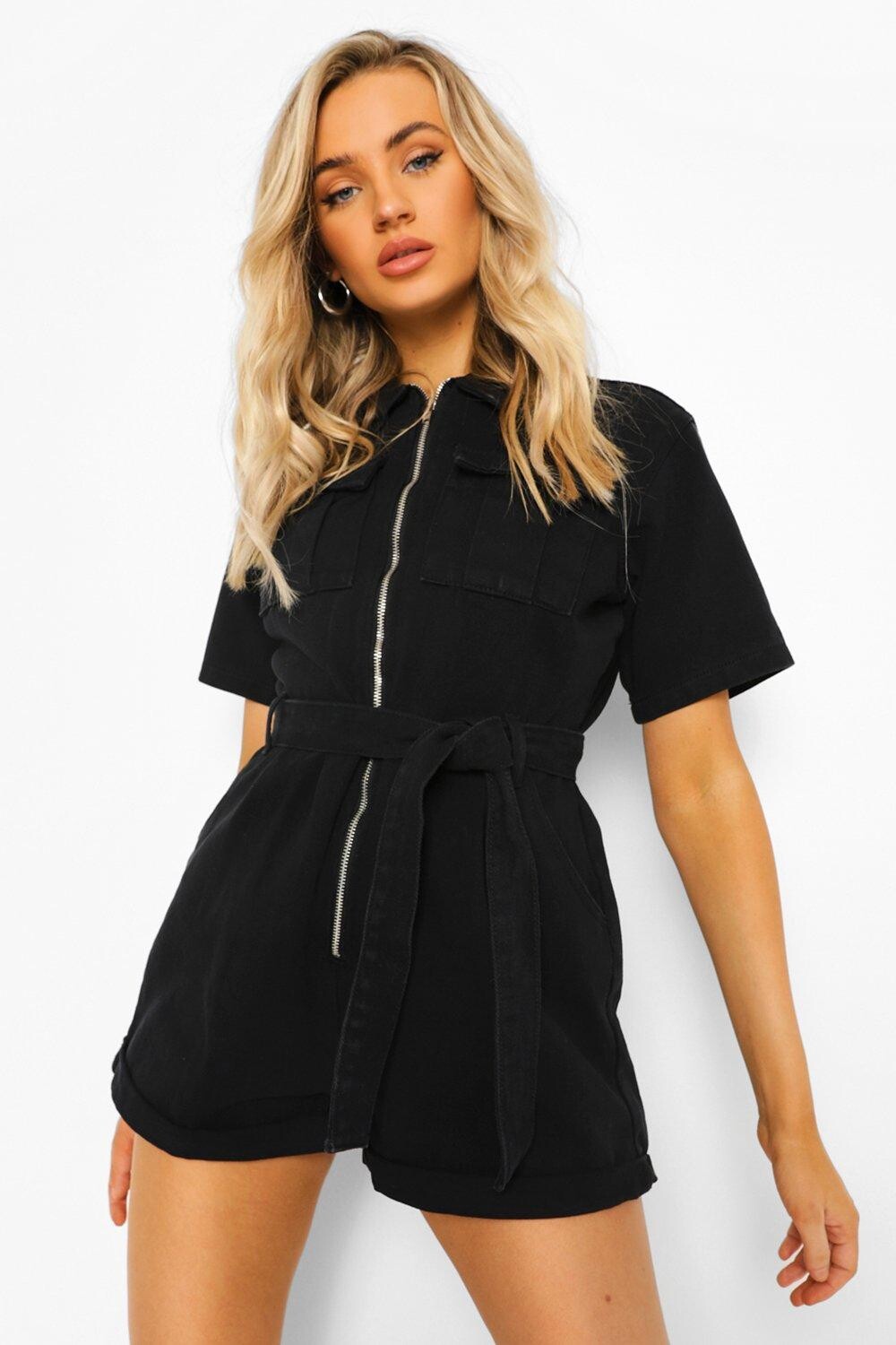 

Джинсовый комбинезон карго с поясом boohoo, черный