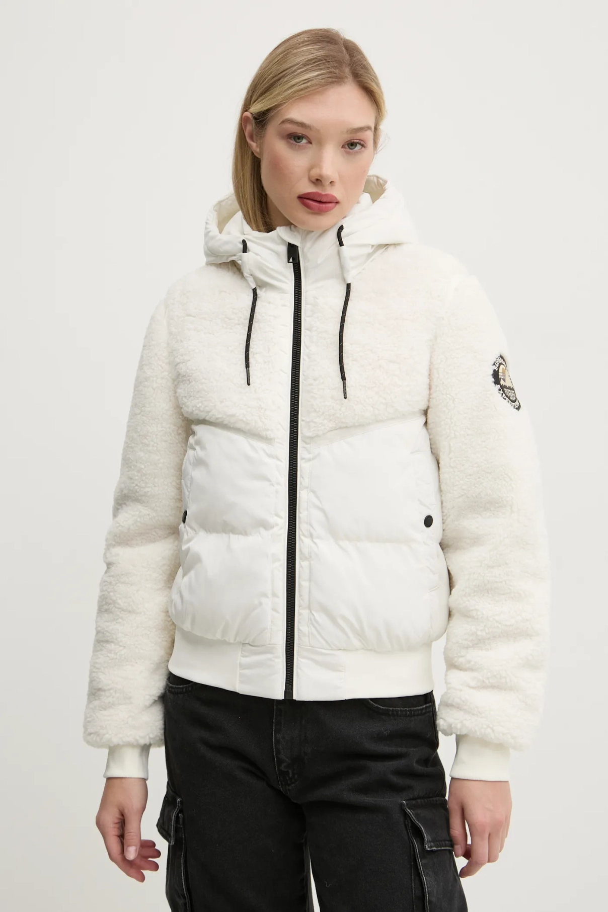

Куртка Superdry, белый