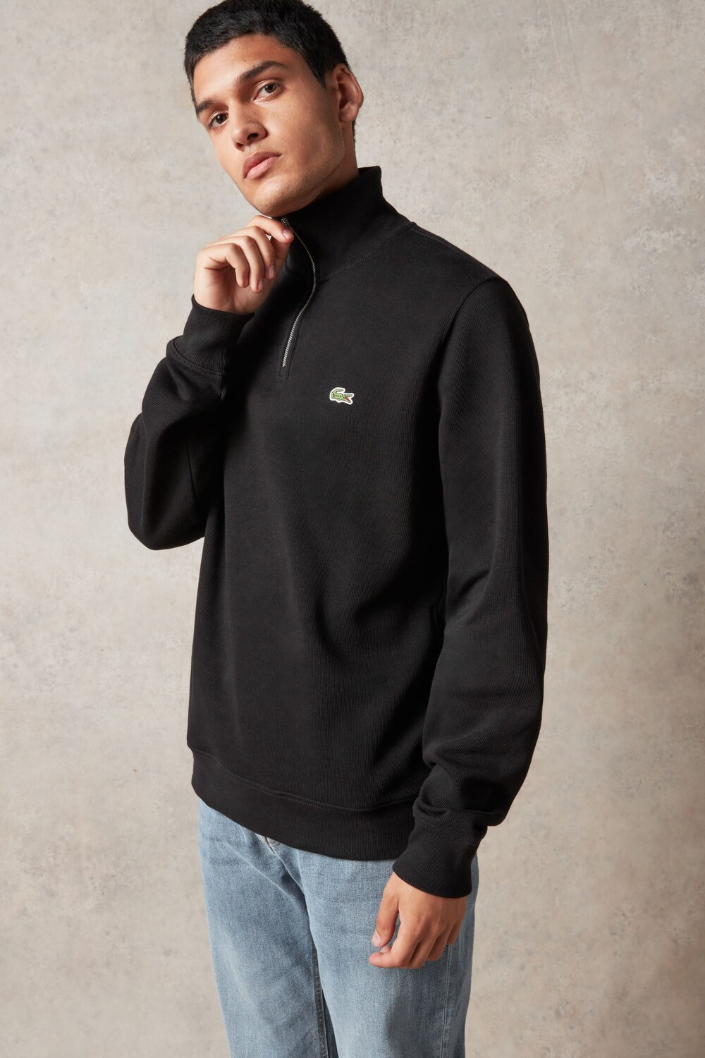

С короткой молнией Lacoste, черный