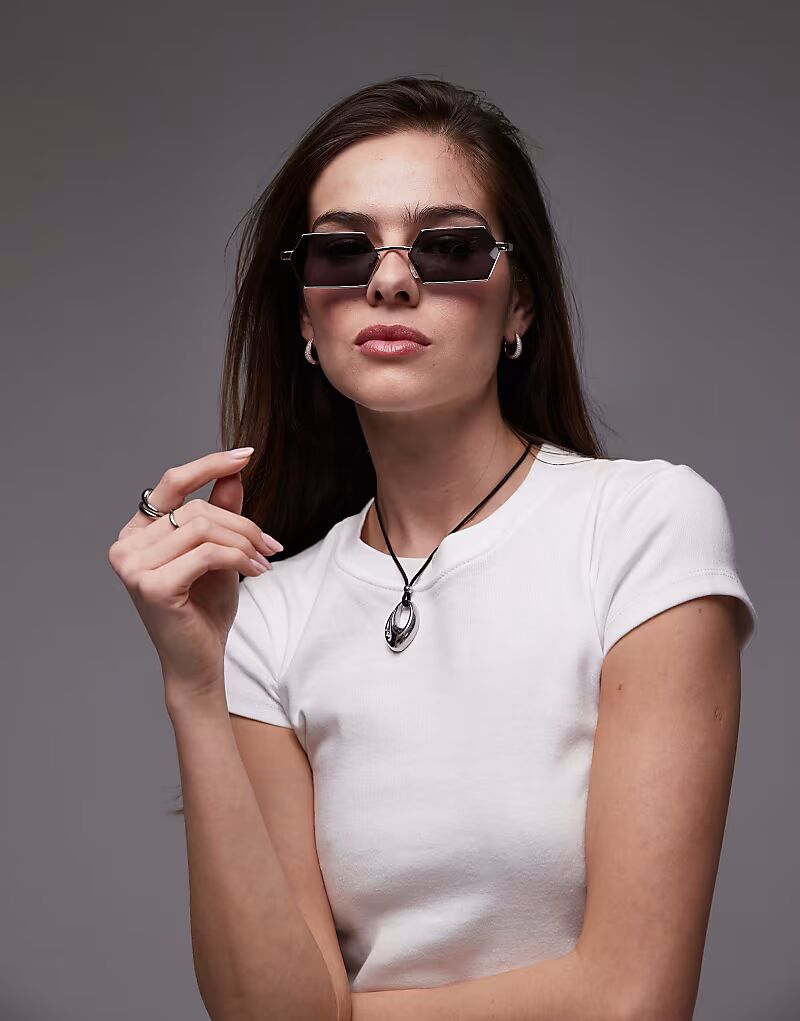 

Солнцезащитные очки Topshop Fiji прямоугольной формы из металла в золотом цвете
