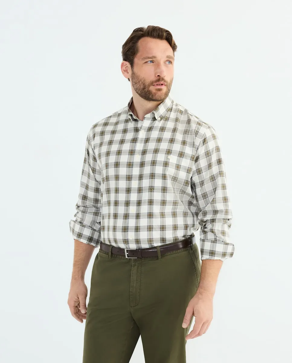 

Большая спортивная рубашка из саржи светло-каки цвета с длинными рукавами Dustin