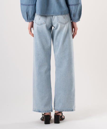 Свободные джинсы SUPERLOW светло-индигового цвета Levi's, Light Indigo - Flat Finish — фото 3